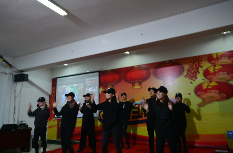 �ڲ�����Ϸ������(�й�)רҵ����,����Ϊ��